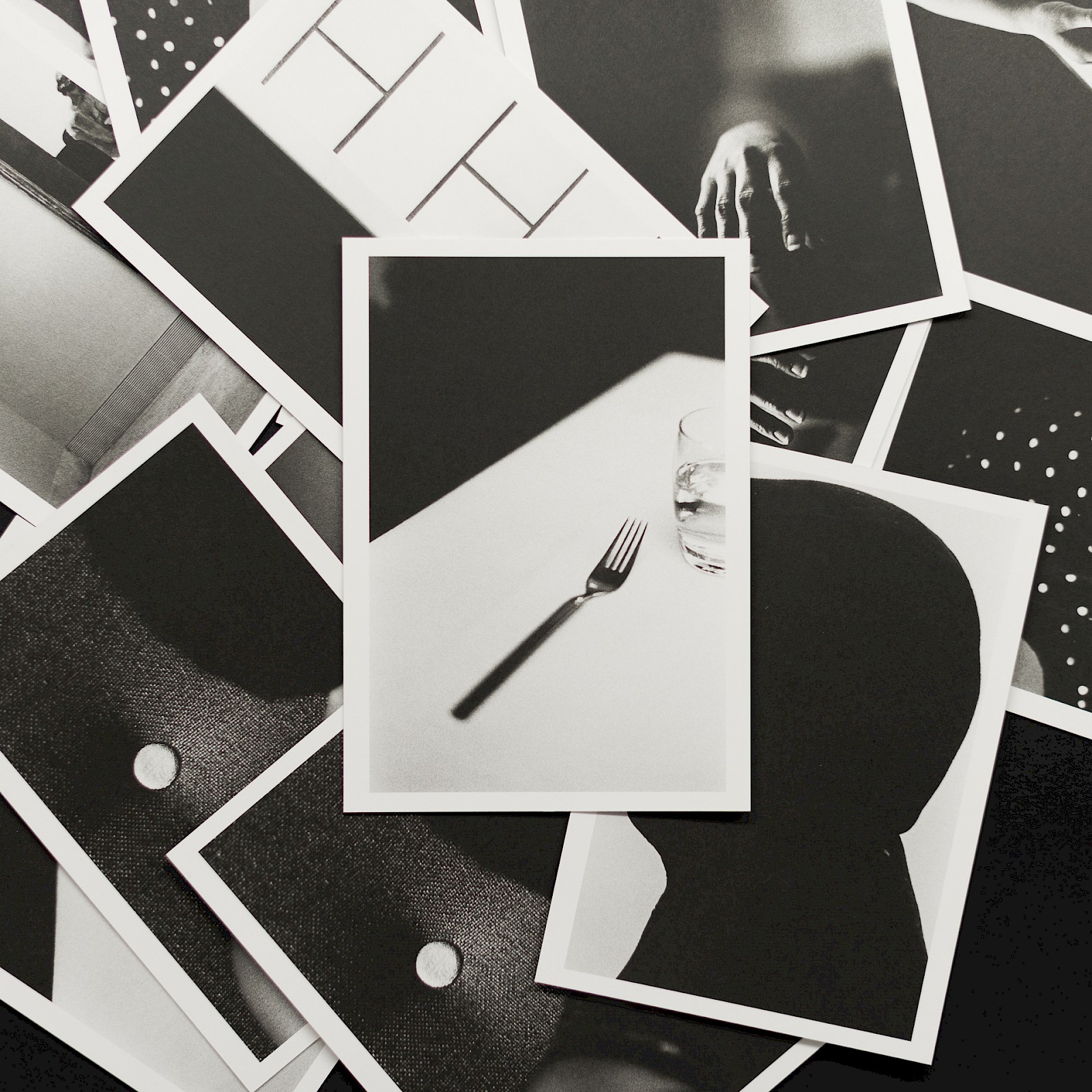 Total of 16 offset printed cards on 400g/m2 stock
